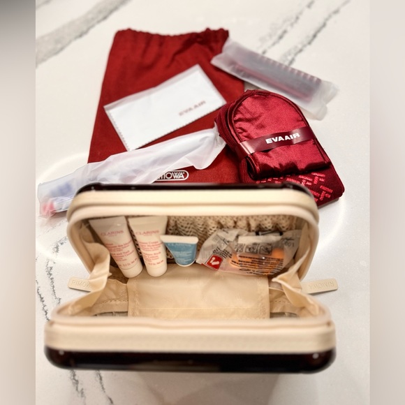 EVA AIR x RIMOWA Rare Burgundy Ruby Red Hard Case - Picture 3 of 3